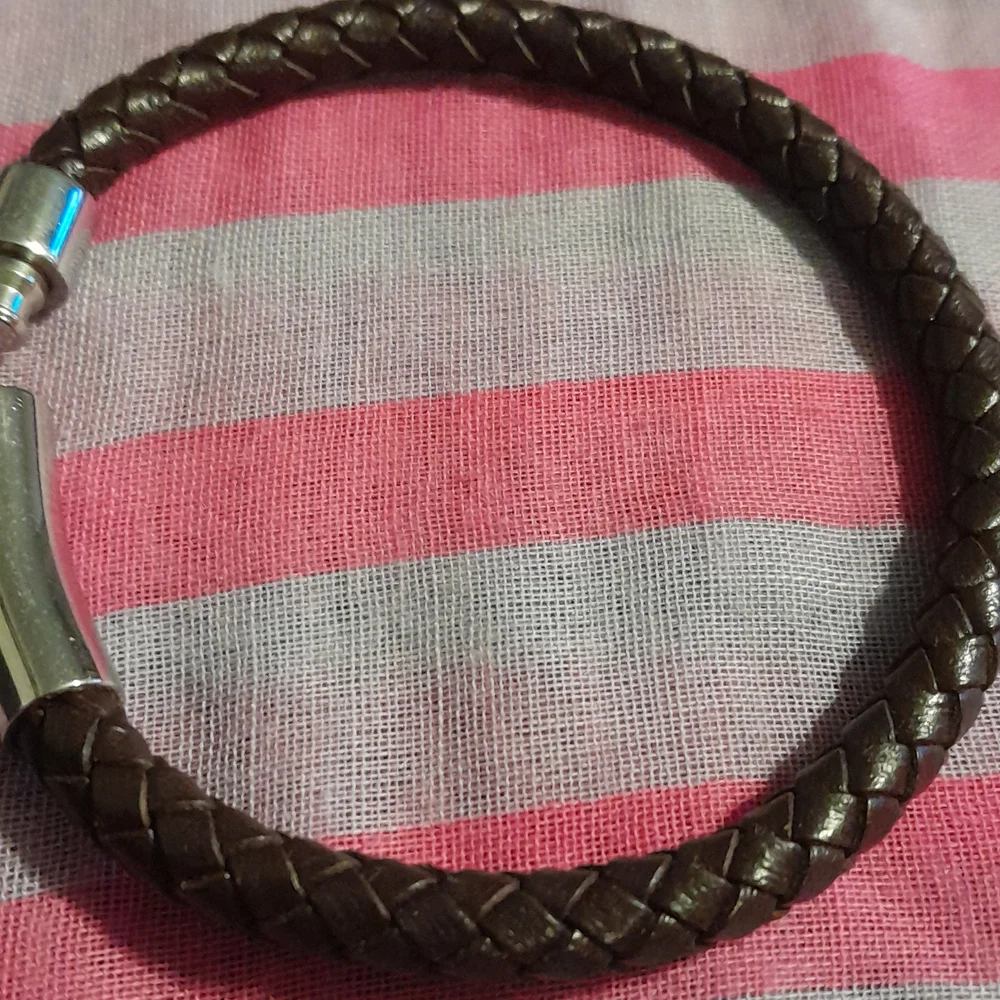 Bracelet - Picture 3 of 5